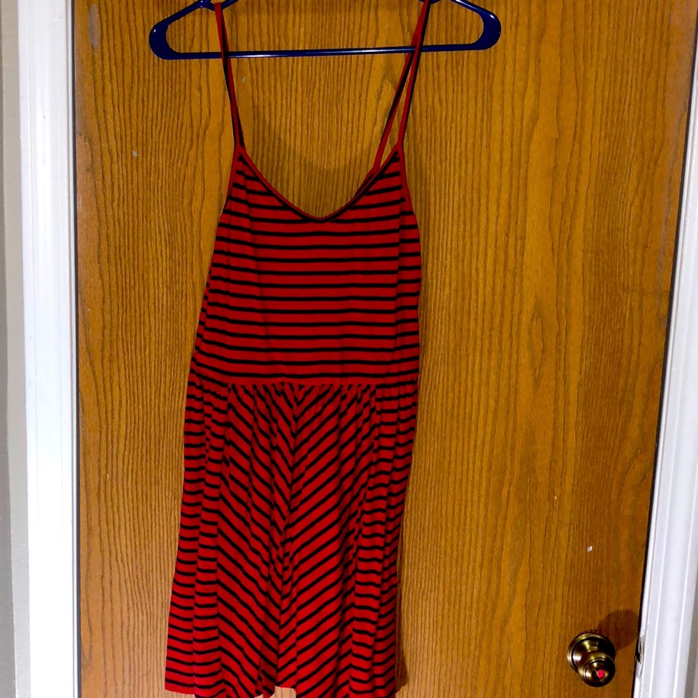 Billabong size L spaghetti strap, mid length dress